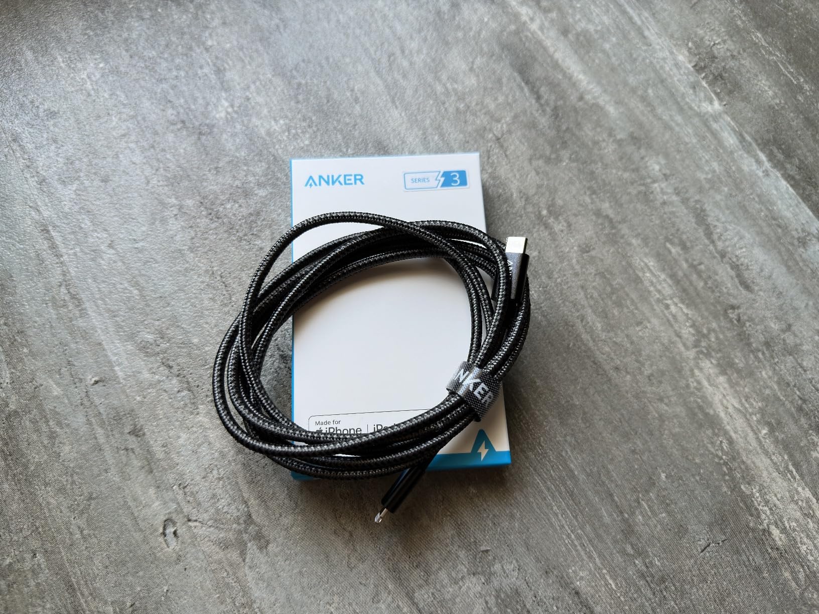Solides Kabel