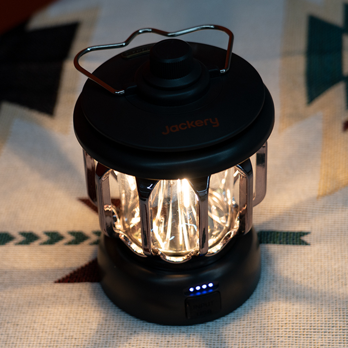 jackery-explorer-retro-lampe-camping-usb-dimmbar image 3