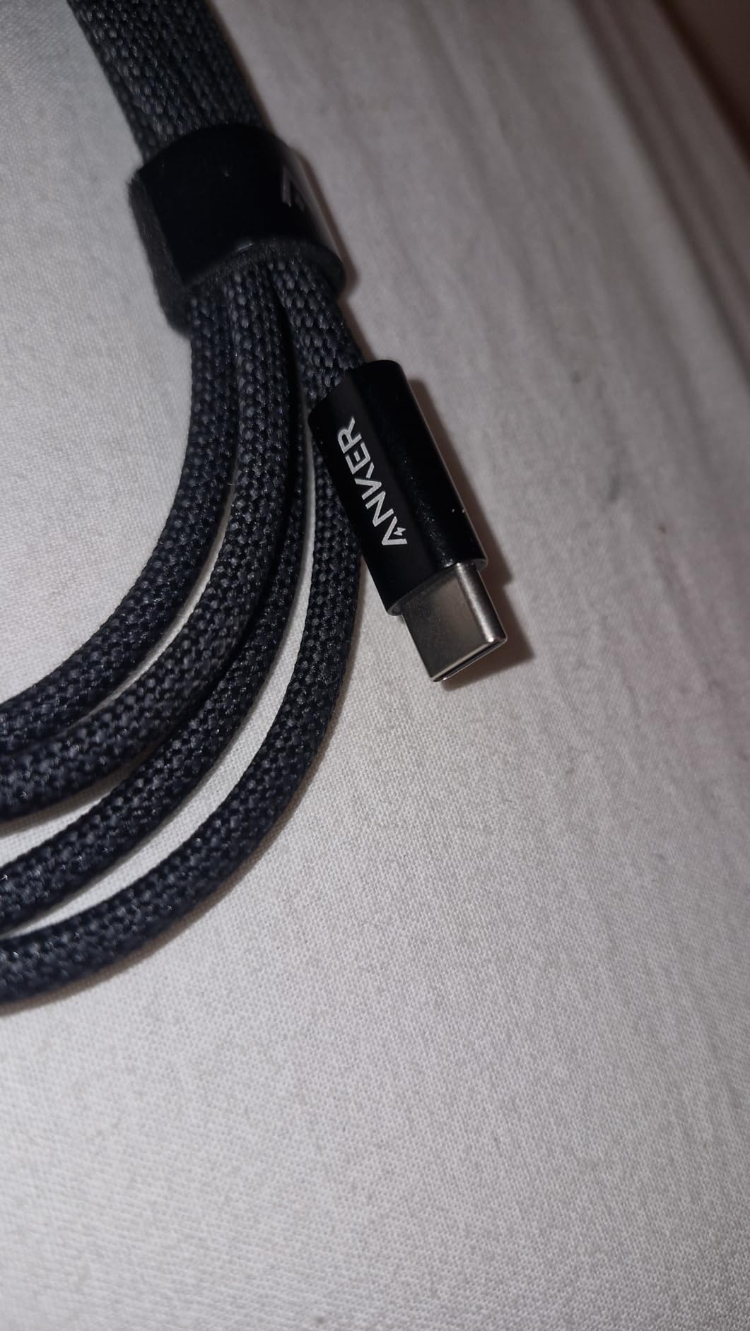 Zwei lange Kabel, beide top