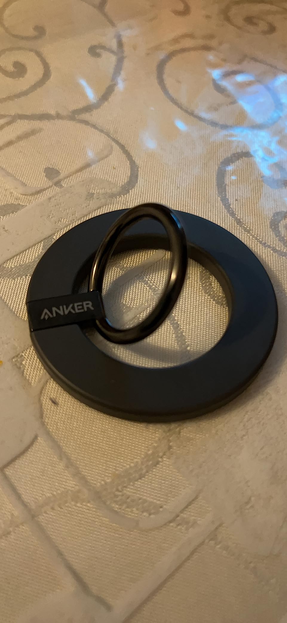 Hält auch mit Case